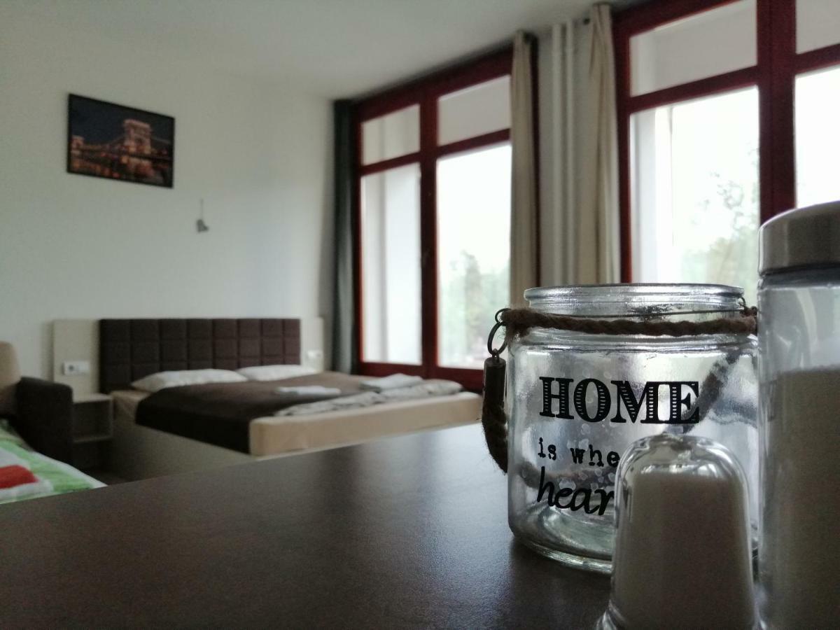 Zoom-Budapest Apartments Eksteriør billede