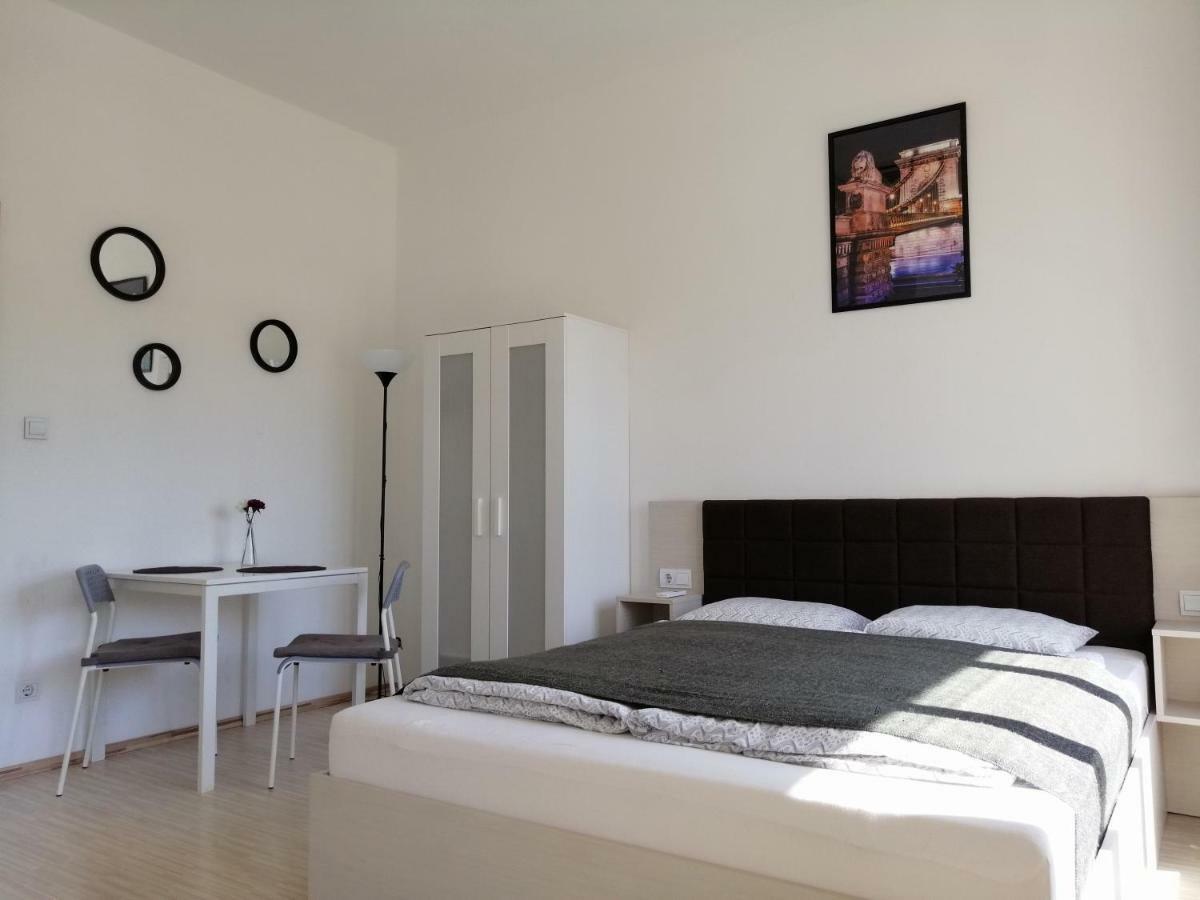 Zoom-Budapest Apartments Eksteriør billede