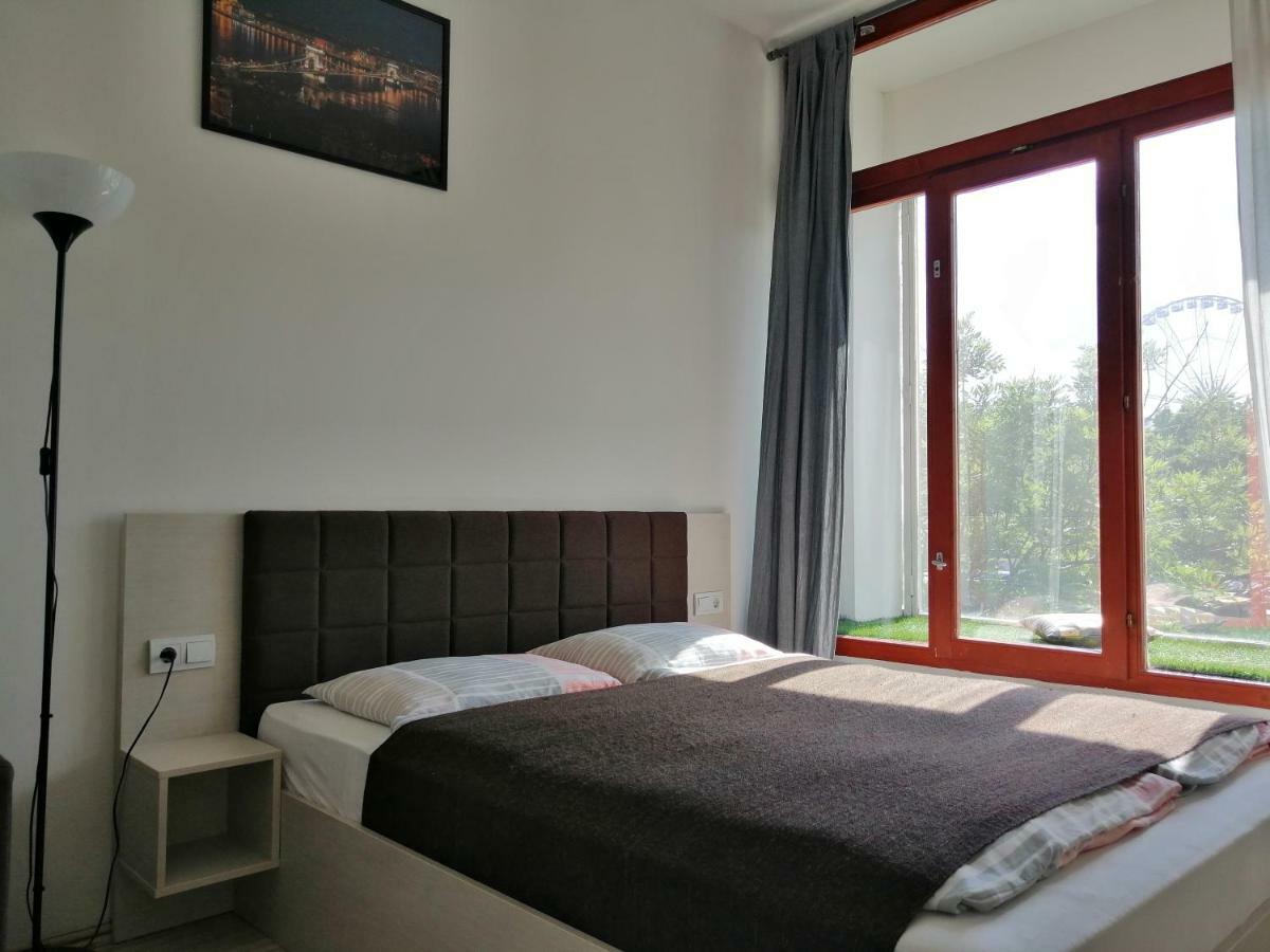Zoom-Budapest Apartments Eksteriør billede